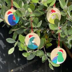 christmas-bauble-tree-2